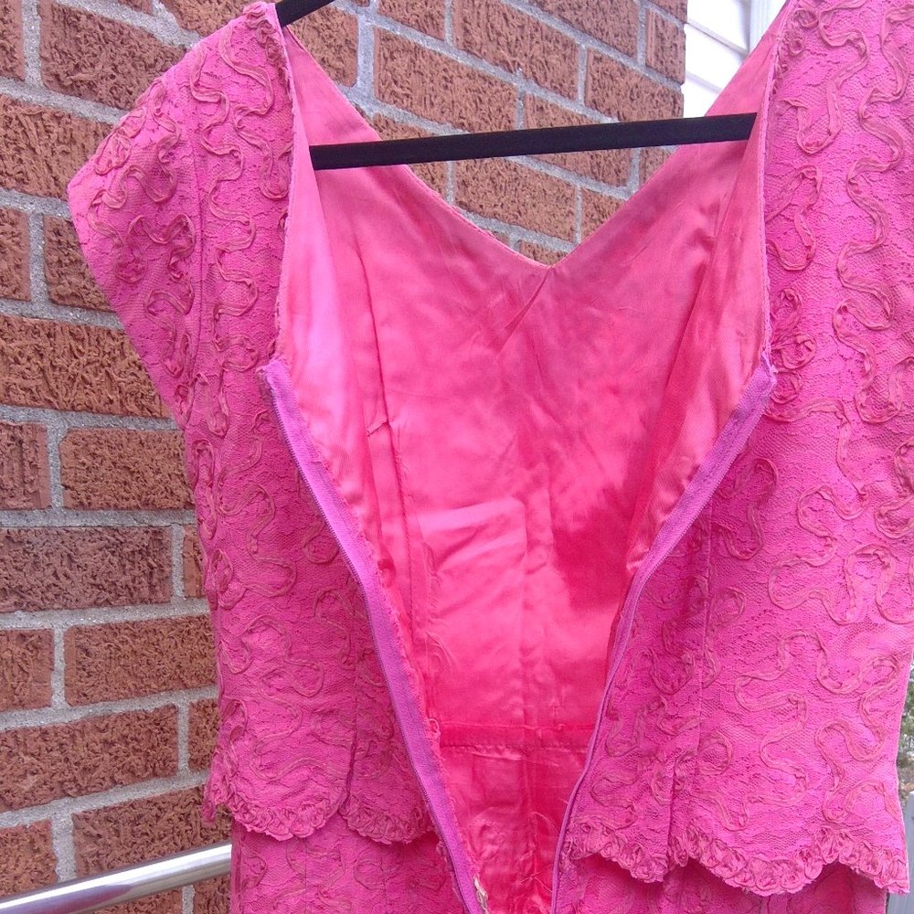 Vintage Pink Lace Dress - Picture 6 of 8